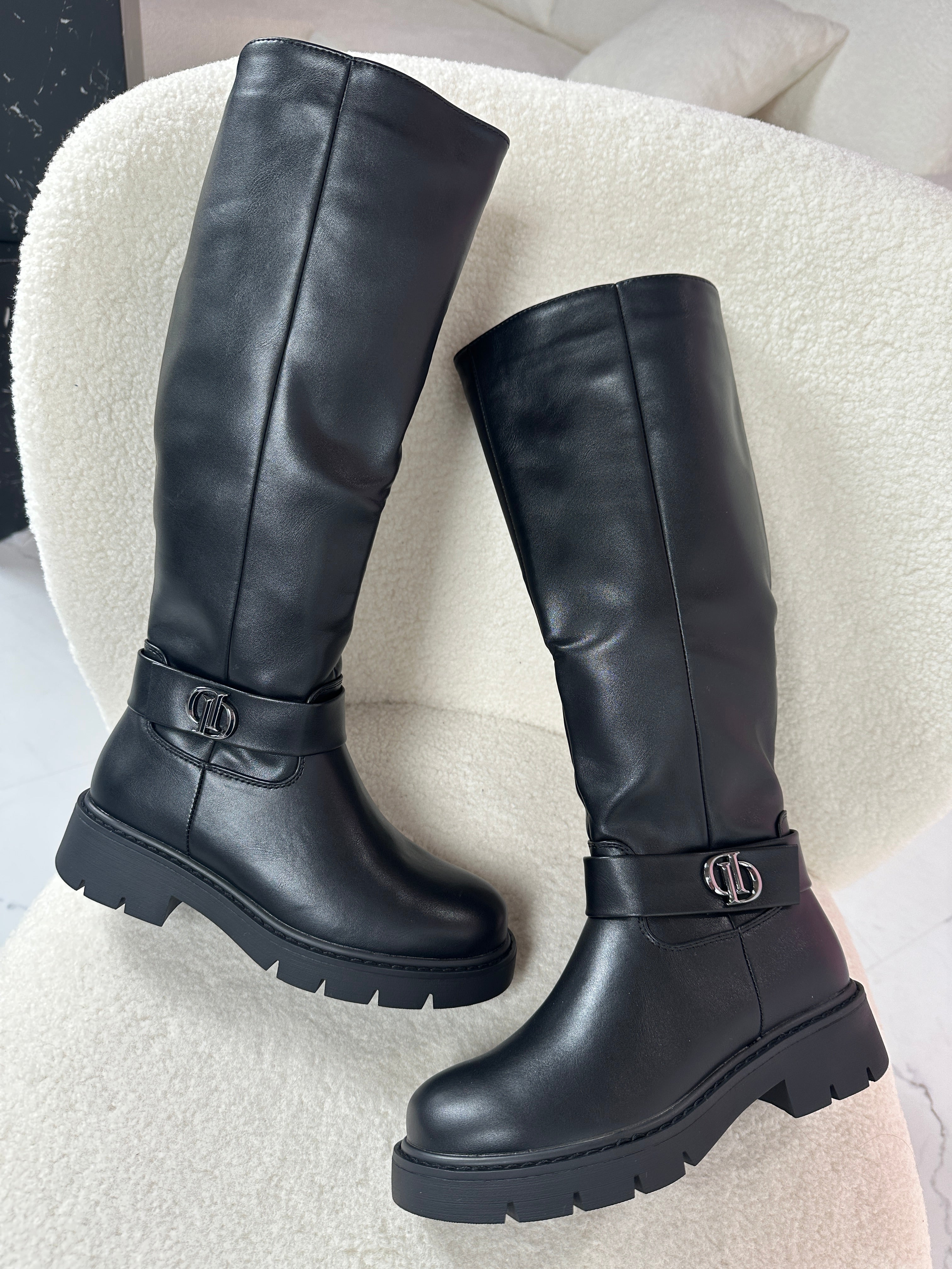 Sietske Black High Boots