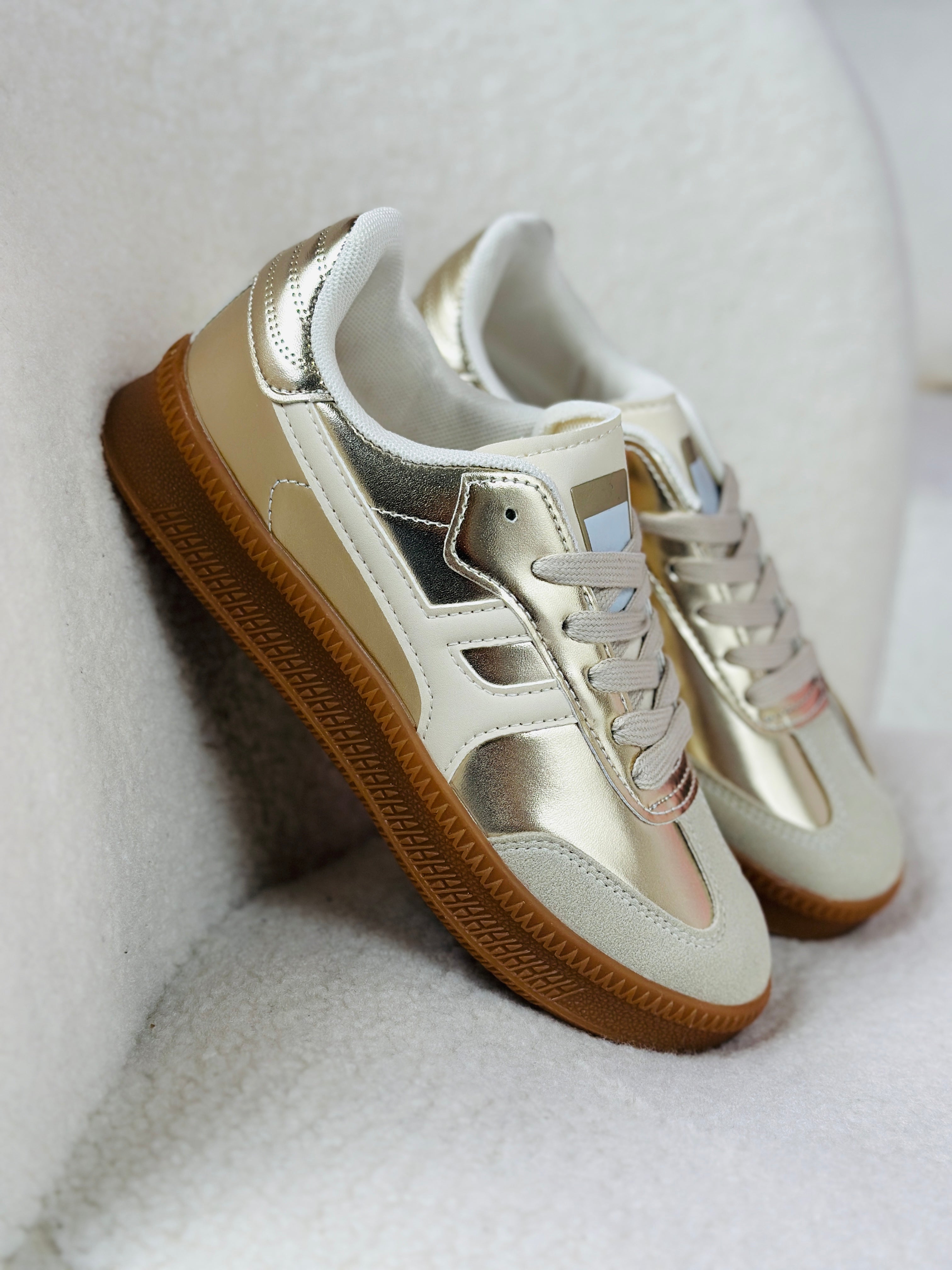 Sporting Gold Sneaker