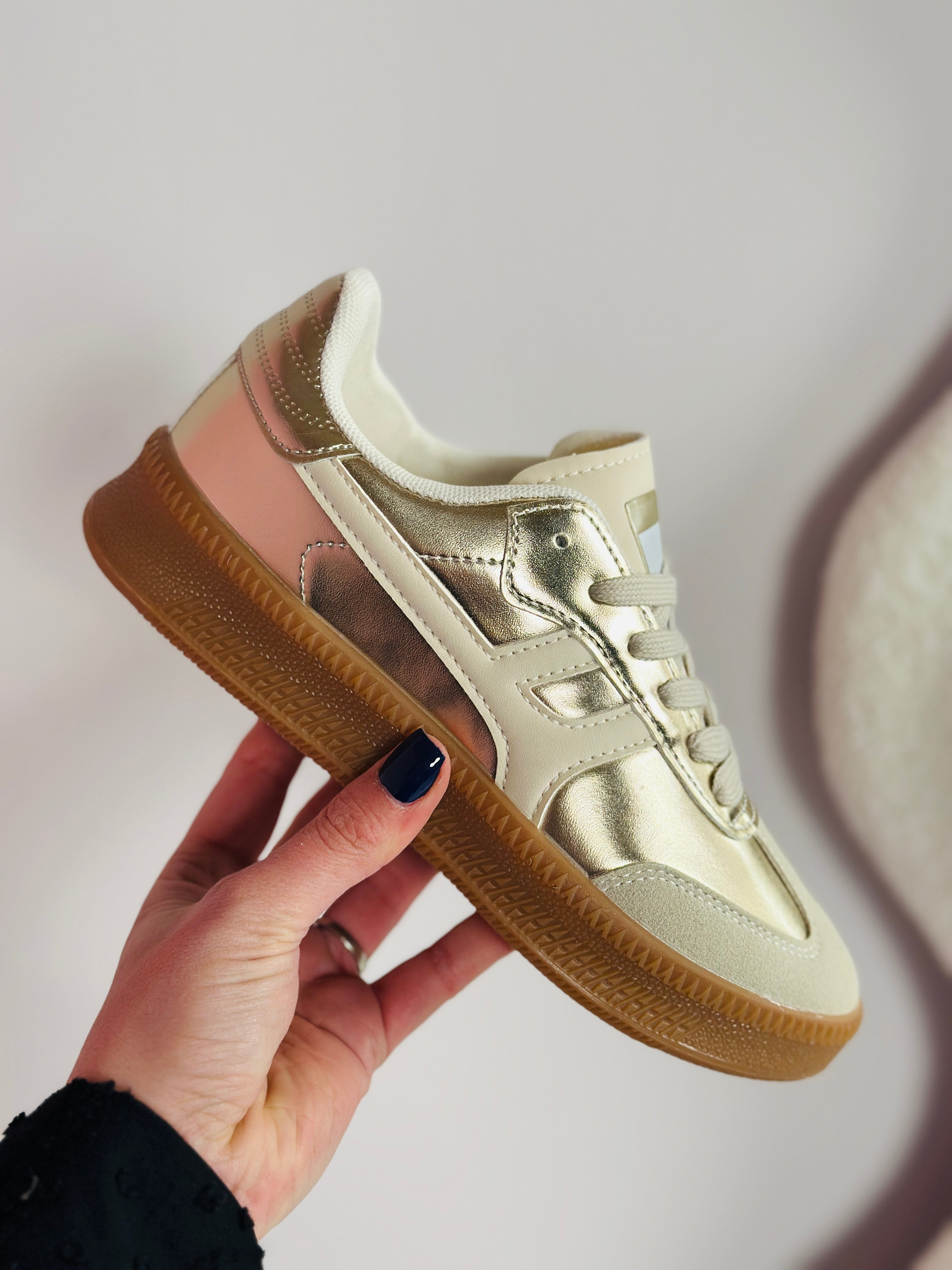 Sporting Gold Sneaker