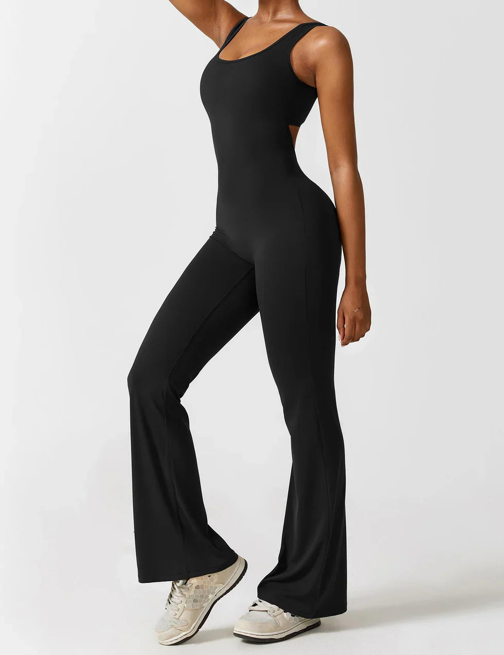 Sierra - Chic V-Back Jumpsuit