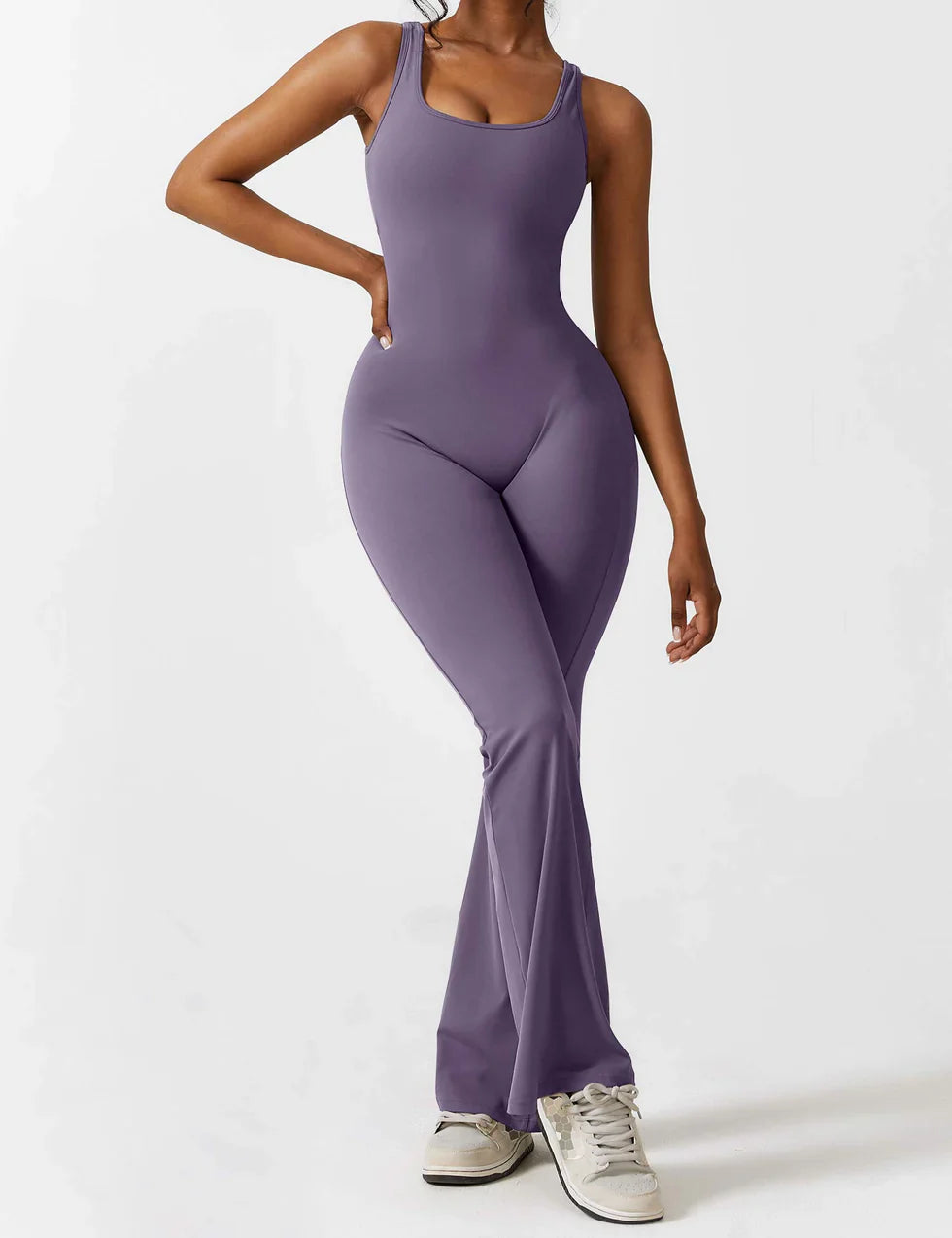 Sierra - Chic V-Back Jumpsuit